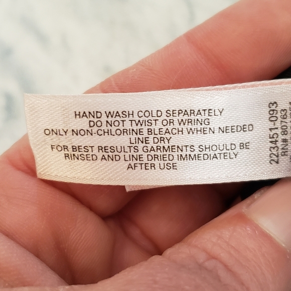 Victoria's Secret top only size Small - Picture 4 of 5